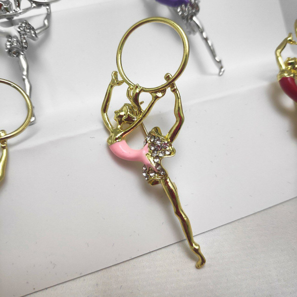 Брошь Гимнастка 7 см., с обручем большая